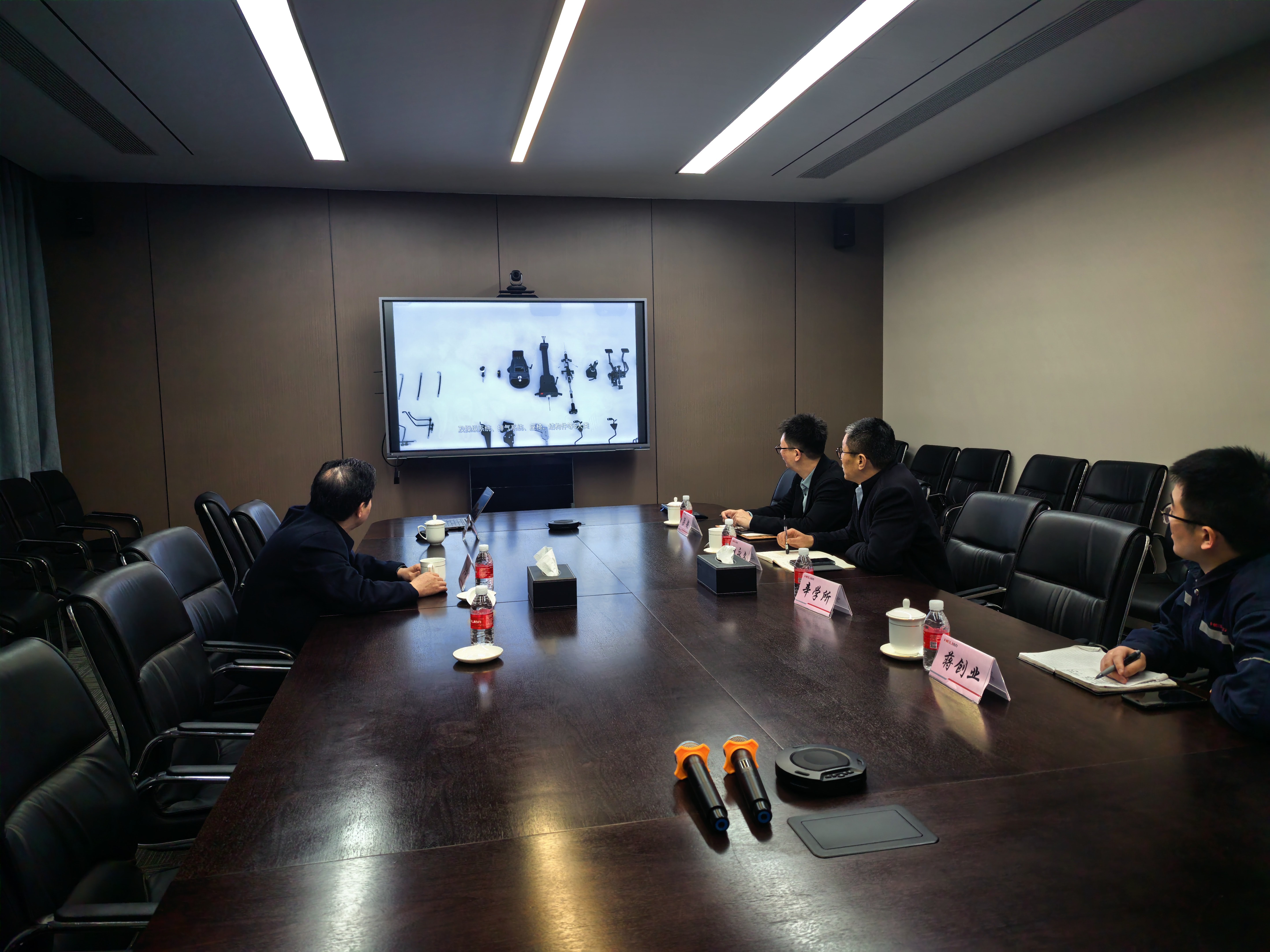 走访客户现。。。1）(1).jpg