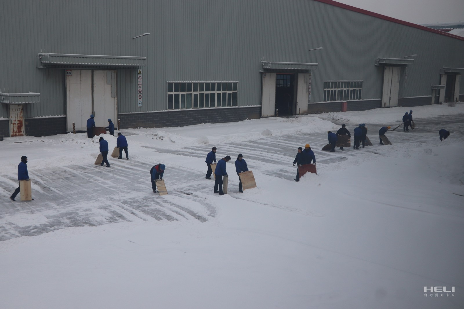 4-3 担任作为，迅速投身战寒斗雪.jpg